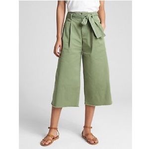 NEW GAP Wearlight Wide Leg Cropped Pants